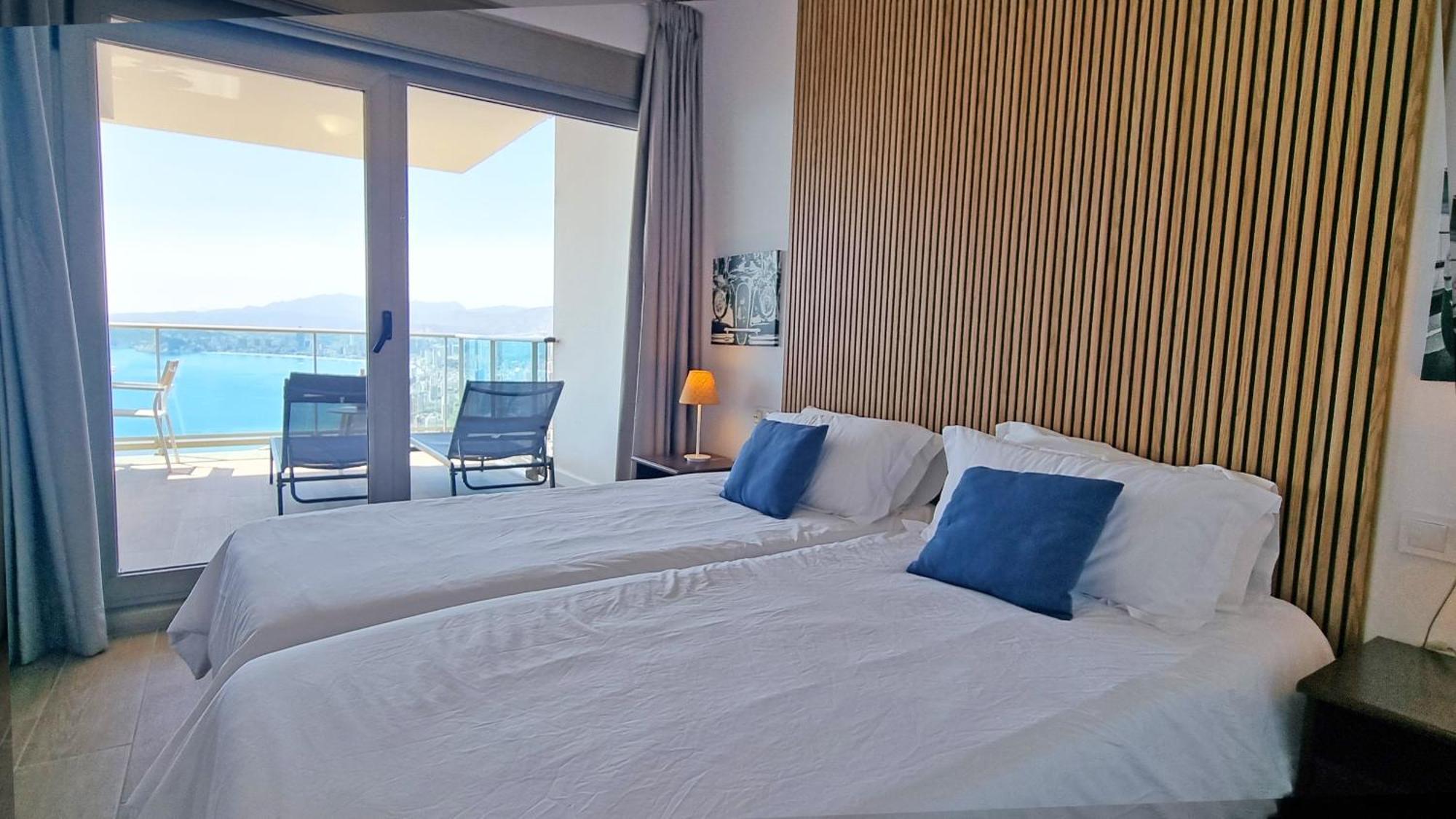 Apartment Skyscraper With Panoramic Views - Floor 38