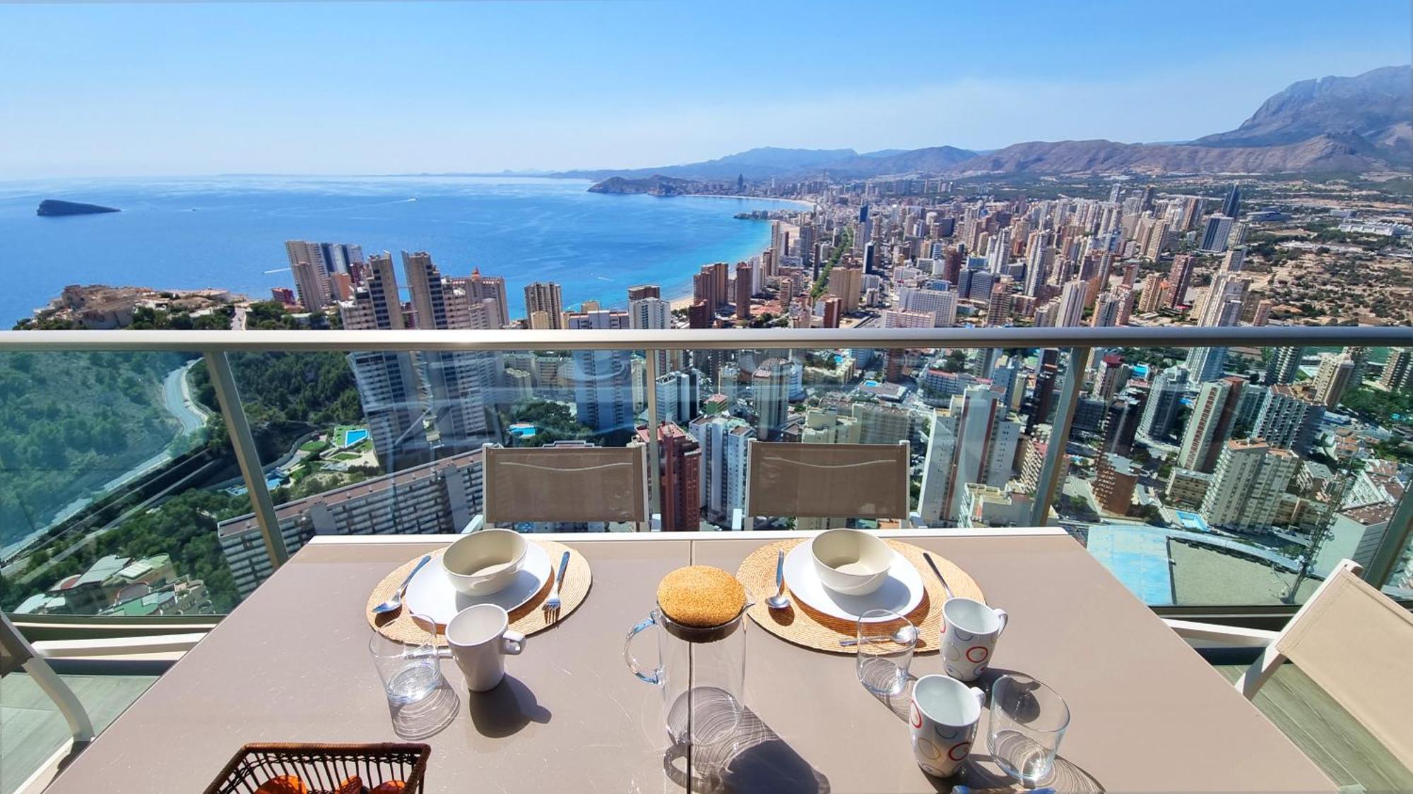 Apartment Skyscraper With Panoramic Views - Floor 38 Benidorm
